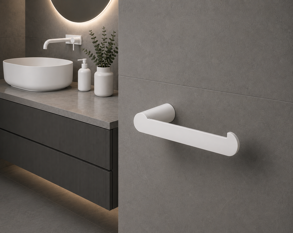 TOILET ROLL HOLDER – MATT WHITE
